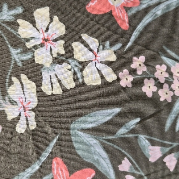 George Green Floral Print T-shirt - Picture 6 of 6